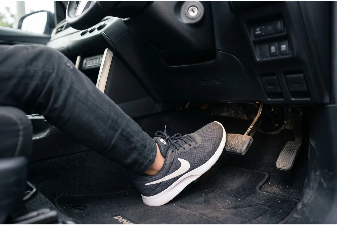 Perlukah Minyak Rem Diganti? Banyak Pemilik Mobil Masih Salah Paham